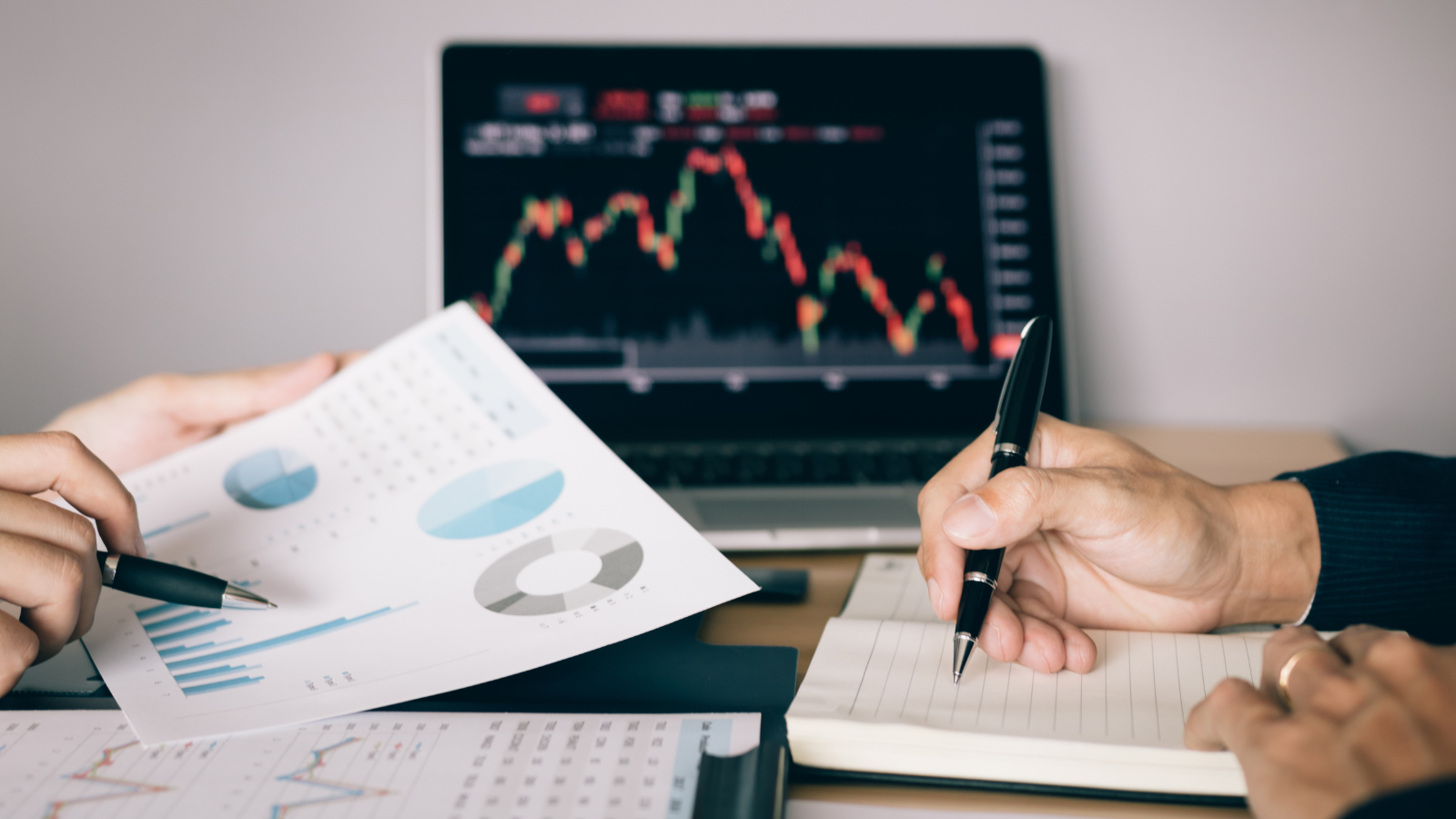 Executive Insights from IP Analytics Boost ESG and Investor Trust